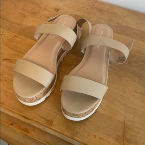Steve Madden platform sandals